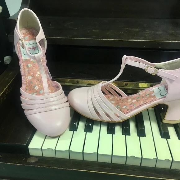 Lucy T Strap Heel Pink - Picture 4 of 10